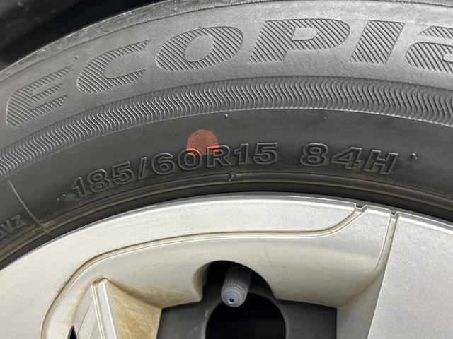 シエンタ ハイブリッドＧ　純正ナビ　バックカメラ　ビルトインＥＴＣ　ドライブレコーダー　両側電動スライドドア　クルーズコントロール　クリアランスソナー　レーンキープアシスト　衝突軽減ブレーキ　オートハイビーム　ドアバイザー（70枚目）