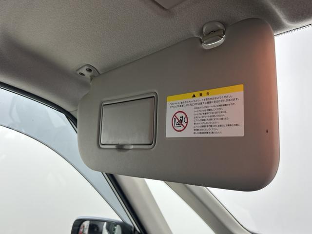 セレナ ハイウェイスター　社外後席モニター　純正ナビ（Ｂｌｕｅｔｏｏｔｈ／ＣＤ／ＤＶＤ／ｉＰｏｄ／ＵＳＢ／ＶＴＲ／ＦＭ／ＡＭ）フルセグテレビ　バックカメラ　ビルトインＥＴＣ　両側パワースライドドア　クルーズコントロール　フォグ（21枚目）