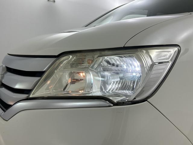 セレナ ハイウェイスター　社外後席モニター　純正ナビ（Ｂｌｕｅｔｏｏｔｈ／ＣＤ／ＤＶＤ／ｉＰｏｄ／ＵＳＢ／ＶＴＲ／ＦＭ／ＡＭ）フルセグテレビ　バックカメラ　ビルトインＥＴＣ　両側パワースライドドア　クルーズコントロール　フォグ（56枚目）