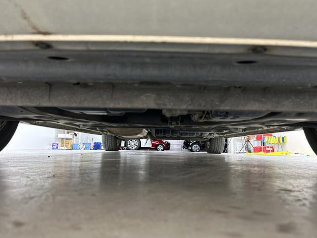 セレナ ハイウェイスター　社外後席モニター　純正ナビ（Ｂｌｕｅｔｏｏｔｈ／ＣＤ／ＤＶＤ／ｉＰｏｄ／ＵＳＢ／ＶＴＲ／ＦＭ／ＡＭ）フルセグテレビ　バックカメラ　ビルトインＥＴＣ　両側パワースライドドア　クルーズコントロール　フォグ（80枚目）