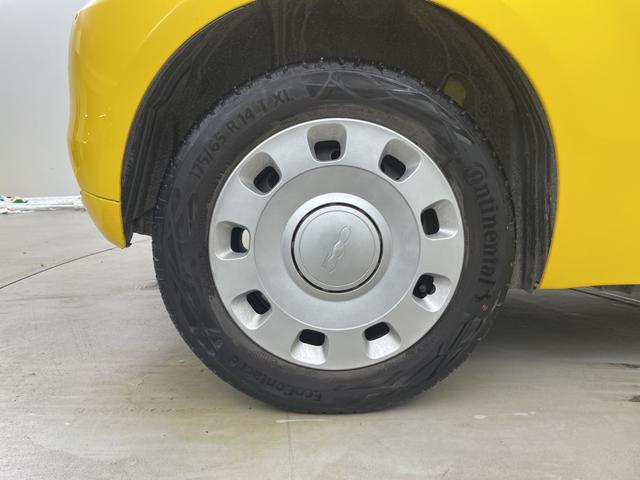 ５００ ミモザ２　限定車　純正ディスプレイオーディオ　バックカメラ　Ｂｌｕｅｔｏｏｔｈ　ＥＴＣ　前後ドライブレコーダー　クルーズコントロール　純正フロアマット　リモコンキー　アイドリングストップ　ステアリングリモコン（71枚目）