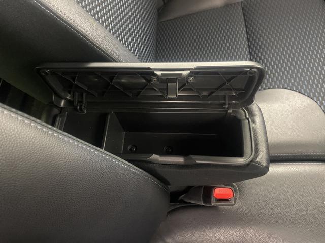 タント カスタムＸ　純正ナビ　バックカメラ　フルセグテレビ　ＥＴＣ　ドライブレコーダー　両側パワースライドドア　シートヒーター　衝突被害軽減ブレーキ　車線逸脱警報　クリアランスソナー　オートハイビーム　純正アルミホイール（29枚目）