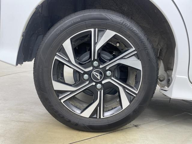 タント カスタムＸ　純正ナビ　バックカメラ　フルセグテレビ　ＥＴＣ　ドライブレコーダー　両側パワースライドドア　シートヒーター　衝突被害軽減ブレーキ　車線逸脱警報　クリアランスソナー　オートハイビーム　純正アルミホイール（71枚目）