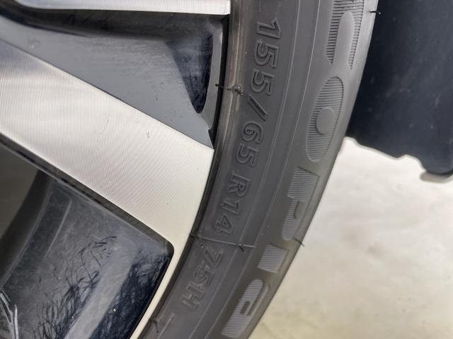 タント カスタムＸ　純正ナビ　バックカメラ　フルセグテレビ　ＥＴＣ　ドライブレコーダー　両側パワースライドドア　シートヒーター　衝突被害軽減ブレーキ　車線逸脱警報　クリアランスソナー　オートハイビーム　純正アルミホイール（73枚目）