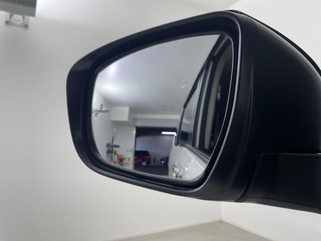 セレナ ｅ－パワー　ハイウェイスターＶ　純正ナビ　全方位カメラ　フルセグＴＶ　ブラインドスポットモニター　プロパイロット　ビルトインＥＴＣ　前方ドライブレコーダー　デジタルインナーミラー　両側パワースライドドア　純正１５インチアルミホイール（3枚目）