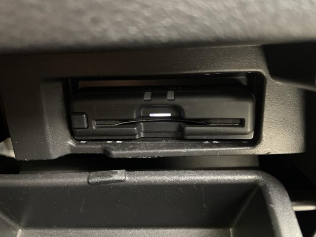 セレナ ｅ－パワー　ハイウェイスターＶ　純正ナビ　全方位カメラ　フルセグＴＶ　ブラインドスポットモニター　プロパイロット　ビルトインＥＴＣ　前方ドライブレコーダー　デジタルインナーミラー　両側パワースライドドア　純正１５インチアルミホイール（6枚目）