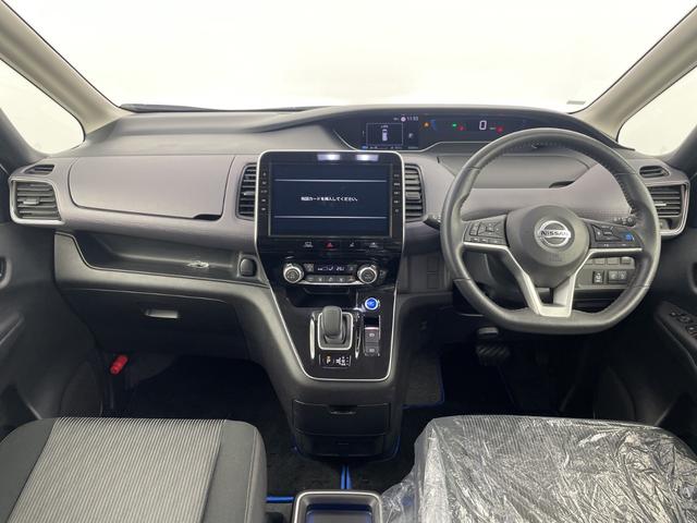 セレナ ｅ－パワー　ハイウェイスターＶ　純正ナビ　全方位カメラ　フルセグＴＶ　ブラインドスポットモニター　プロパイロット　ビルトインＥＴＣ　前方ドライブレコーダー　デジタルインナーミラー　両側パワースライドドア　純正１５インチアルミホイール（7枚目）