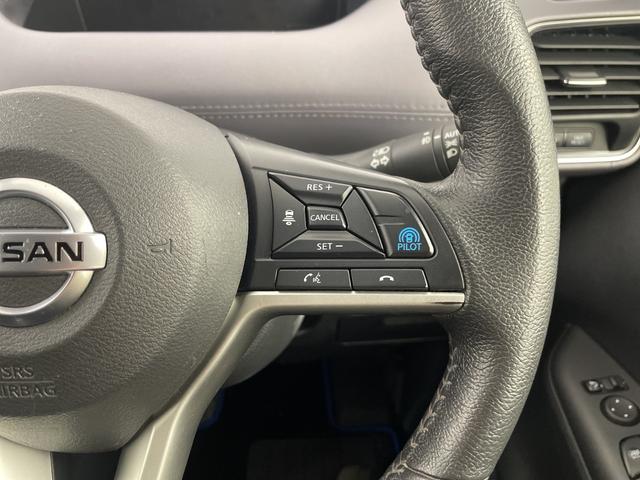 セレナ ｅ－パワー　ハイウェイスターＶ　純正ナビ　全方位カメラ　フルセグＴＶ　ブラインドスポットモニター　プロパイロット　ビルトインＥＴＣ　前方ドライブレコーダー　デジタルインナーミラー　両側パワースライドドア　純正１５インチアルミホイール（11枚目）