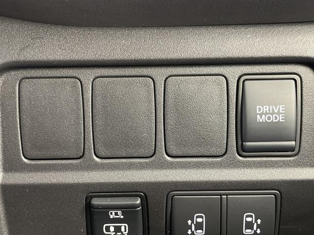 セレナ ｅ－パワー　ハイウェイスターＶ　純正ナビ　全方位カメラ　フルセグＴＶ　ブラインドスポットモニター　プロパイロット　ビルトインＥＴＣ　前方ドライブレコーダー　デジタルインナーミラー　両側パワースライドドア　純正１５インチアルミホイール（19枚目）