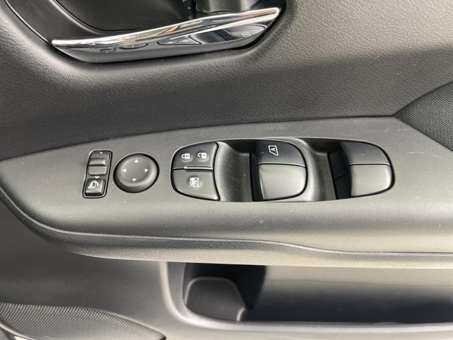 セレナ ｅ－パワー　ハイウェイスターＶ　純正ナビ　全方位カメラ　フルセグＴＶ　ブラインドスポットモニター　プロパイロット　ビルトインＥＴＣ　前方ドライブレコーダー　デジタルインナーミラー　両側パワースライドドア　純正１５インチアルミホイール（21枚目）