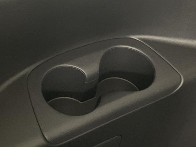 セレナ ｅ－パワー　ハイウェイスターＶ　純正ナビ　全方位カメラ　フルセグＴＶ　ブラインドスポットモニター　プロパイロット　ビルトインＥＴＣ　前方ドライブレコーダー　デジタルインナーミラー　両側パワースライドドア　純正１５インチアルミホイール（34枚目）