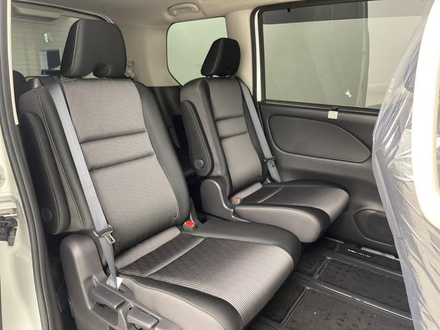 セレナ ｅ－パワー　ハイウェイスターＶ　純正ナビ　全方位カメラ　フルセグＴＶ　ブラインドスポットモニター　プロパイロット　ビルトインＥＴＣ　前方ドライブレコーダー　デジタルインナーミラー　両側パワースライドドア　純正１５インチアルミホイール（45枚目）