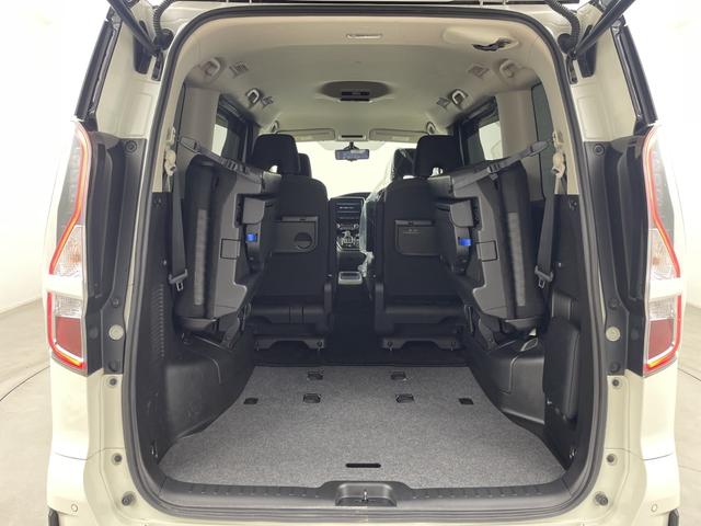 セレナ ｅ－パワー　ハイウェイスターＶ　純正ナビ　全方位カメラ　フルセグＴＶ　ブラインドスポットモニター　プロパイロット　ビルトインＥＴＣ　前方ドライブレコーダー　デジタルインナーミラー　両側パワースライドドア　純正１５インチアルミホイール（50枚目）