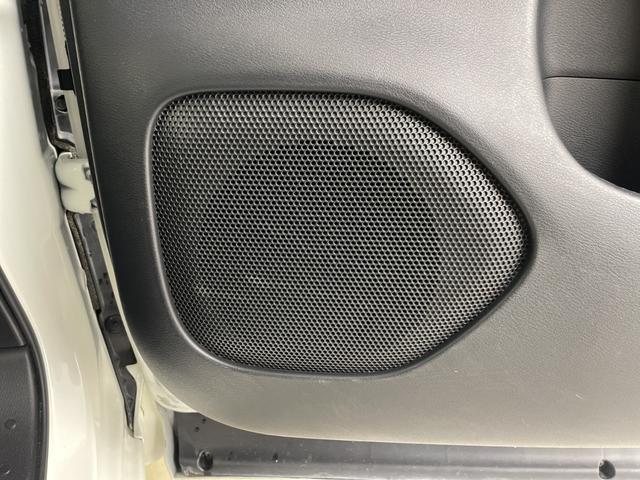 セレナ ｅ－パワー　ハイウェイスターＶ　純正ナビ　全方位カメラ　フルセグＴＶ　ブラインドスポットモニター　プロパイロット　ビルトインＥＴＣ　前方ドライブレコーダー　デジタルインナーミラー　両側パワースライドドア　純正１５インチアルミホイール（54枚目）