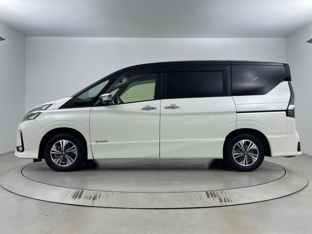 セレナ ｅ－パワー　ハイウェイスターＶ　純正ナビ　全方位カメラ　フルセグＴＶ　ブラインドスポットモニター　プロパイロット　ビルトインＥＴＣ　前方ドライブレコーダー　デジタルインナーミラー　両側パワースライドドア　純正１５インチアルミホイール（65枚目）