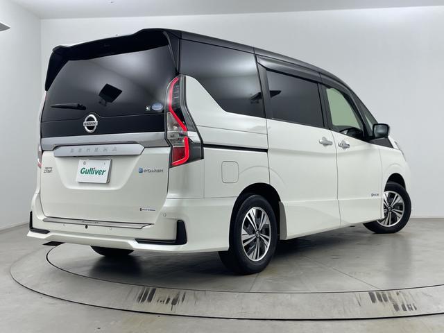 セレナ ｅ－パワー　ハイウェイスターＶ　純正ナビ　全方位カメラ　フルセグＴＶ　ブラインドスポットモニター　プロパイロット　ビルトインＥＴＣ　前方ドライブレコーダー　デジタルインナーミラー　両側パワースライドドア　純正１５インチアルミホイール（68枚目）