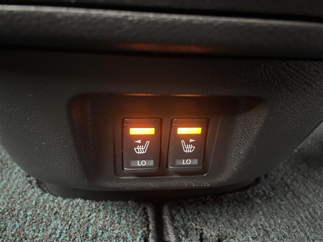 セレナ ｅ－パワー　オーテック　セーフティパッケージ　純正９インチナビ　全方位カメラ　自動駐車システム　ドライブレコーダー　ＥＴＣ　プロパイロット　衝突軽減ブレーキ　シートヒーター　ステアリングヒーター　電子パーキングシステム　デジタルインナーミラー（6枚目）