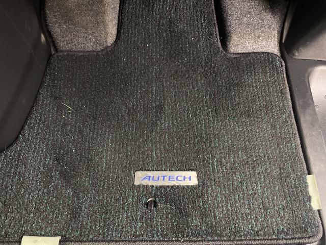 セレナ ｅ－パワー　オーテック　セーフティパッケージ　純正９インチナビ　全方位カメラ　自動駐車システム　ドライブレコーダー　ＥＴＣ　プロパイロット　衝突軽減ブレーキ　シートヒーター　ステアリングヒーター　電子パーキングシステム　デジタルインナーミラー（34枚目）