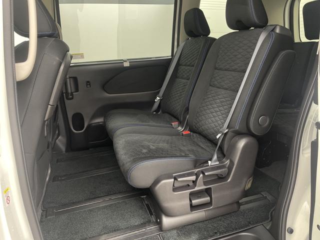 セレナ ｅ－パワー　オーテック　セーフティパッケージ　純正９インチナビ　全方位カメラ　自動駐車システム　ドライブレコーダー　ＥＴＣ　プロパイロット　衝突軽減ブレーキ　シートヒーター　ステアリングヒーター　電子パーキングシステム　デジタルインナーミラー（45枚目）