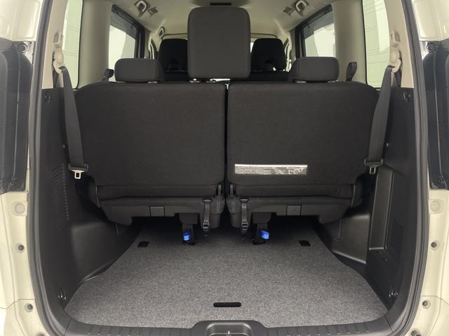 セレナ ｅ－パワー　オーテック　セーフティパッケージ　純正９インチナビ　全方位カメラ　自動駐車システム　ドライブレコーダー　ＥＴＣ　プロパイロット　衝突軽減ブレーキ　シートヒーター　ステアリングヒーター　電子パーキングシステム　デジタルインナーミラー（50枚目）