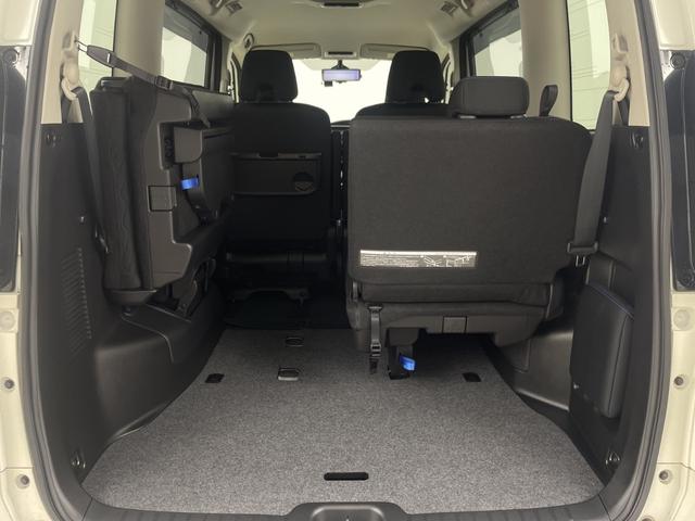 セレナ ｅ－パワー　オーテック　セーフティパッケージ　純正９インチナビ　全方位カメラ　自動駐車システム　ドライブレコーダー　ＥＴＣ　プロパイロット　衝突軽減ブレーキ　シートヒーター　ステアリングヒーター　電子パーキングシステム　デジタルインナーミラー（51枚目）