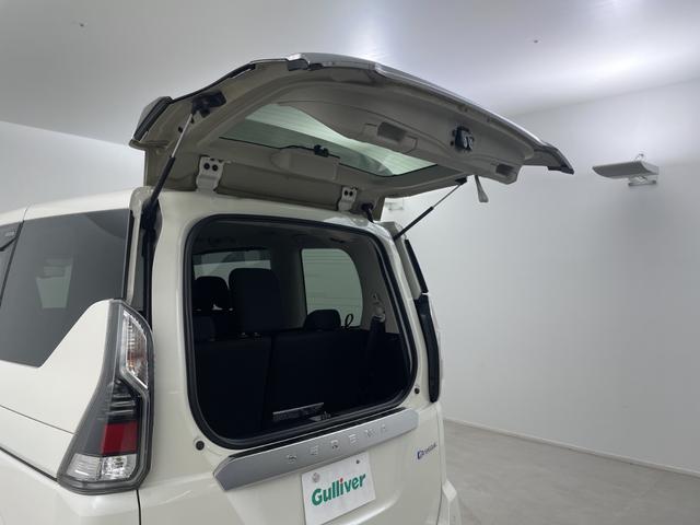 セレナ ｅ－パワー　オーテック　セーフティパッケージ　純正９インチナビ　全方位カメラ　自動駐車システム　ドライブレコーダー　ＥＴＣ　プロパイロット　衝突軽減ブレーキ　シートヒーター　ステアリングヒーター　電子パーキングシステム　デジタルインナーミラー（54枚目）