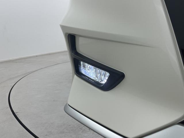 セレナ ｅ－パワー　オーテック　セーフティパッケージ　純正９インチナビ　全方位カメラ　自動駐車システム　ドライブレコーダー　ＥＴＣ　プロパイロット　衝突軽減ブレーキ　シートヒーター　ステアリングヒーター　電子パーキングシステム　デジタルインナーミラー（57枚目）