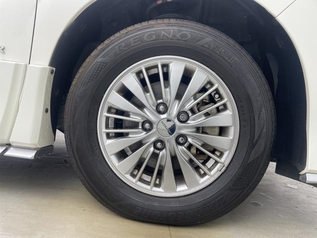 セレナ ｅ－パワー　オーテック　セーフティパッケージ　純正９インチナビ　全方位カメラ　自動駐車システム　ドライブレコーダー　ＥＴＣ　プロパイロット　衝突軽減ブレーキ　シートヒーター　ステアリングヒーター　電子パーキングシステム　デジタルインナーミラー（73枚目）