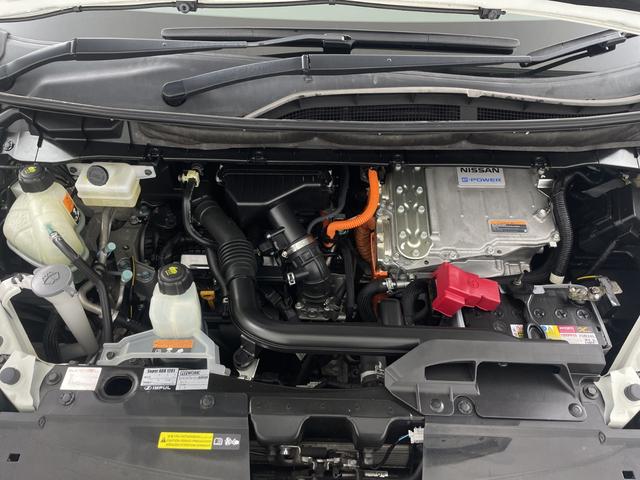 セレナ ｅ－パワー　オーテック　セーフティパッケージ　純正９インチナビ　全方位カメラ　自動駐車システム　ドライブレコーダー　ＥＴＣ　プロパイロット　衝突軽減ブレーキ　シートヒーター　ステアリングヒーター　電子パーキングシステム　デジタルインナーミラー（78枚目）