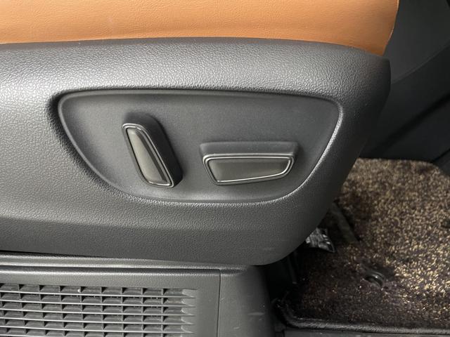 ヴェルファイアハイブリッド エグゼクティブラウンジ 左右独立ムーンルーフ 純正フリップダウンモニター JBLサウンド 純正ナビ機能付きディスプレイオーディオ 全方位カメラ ドライブレコーダー ビルトインETC2.0 BSM ワイヤレス充電 AC100V(23枚目)