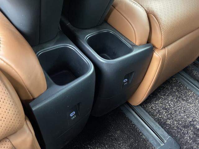 ヴェルファイアハイブリッド エグゼクティブラウンジ 左右独立ムーンルーフ 純正フリップダウンモニター JBLサウンド 純正ナビ機能付きディスプレイオーディオ 全方位カメラ ドライブレコーダー ビルトインETC2.0 BSM ワイヤレス充電 AC100V(42枚目)