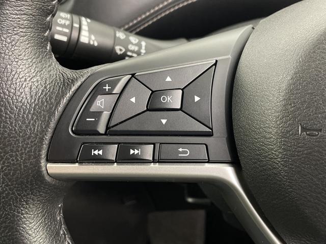 セレナ ハイウェイスターＶセレクションＩＩ　純正フリップダウンモニター　純正ナビ　全方位カメラ　プロパイロット　駐車支援システム　両側パワースライドドア　ビルトインＥＴＣ　ドライブレコーダー　衝突軽減ブレーキ　コーナーセンサー　純正フロアマット（10枚目）