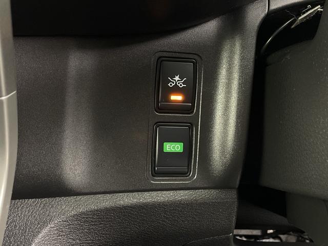 セレナ ハイウェイスターＶセレクションＩＩ　純正フリップダウンモニター　純正ナビ　全方位カメラ　プロパイロット　駐車支援システム　両側パワースライドドア　ビルトインＥＴＣ　ドライブレコーダー　衝突軽減ブレーキ　コーナーセンサー　純正フロアマット（21枚目）