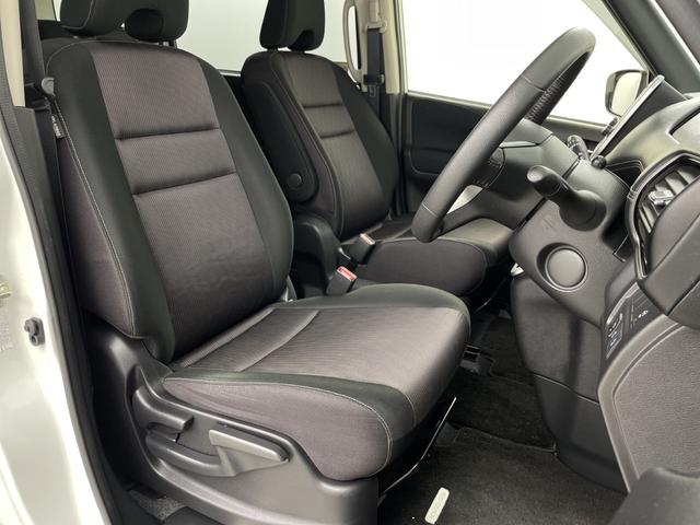 セレナ ハイウェイスターＶセレクションＩＩ　純正フリップダウンモニター　純正ナビ　全方位カメラ　プロパイロット　駐車支援システム　両側パワースライドドア　ビルトインＥＴＣ　ドライブレコーダー　衝突軽減ブレーキ　コーナーセンサー　純正フロアマット（42枚目）