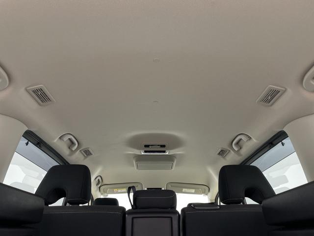 セレナ ハイウェイスターＶセレクションＩＩ　純正フリップダウンモニター　純正ナビ　全方位カメラ　プロパイロット　駐車支援システム　両側パワースライドドア　ビルトインＥＴＣ　ドライブレコーダー　衝突軽減ブレーキ　コーナーセンサー　純正フロアマット（53枚目）