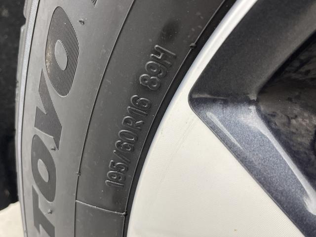 セレナ ハイウェイスターＶセレクションＩＩ　純正フリップダウンモニター　純正ナビ　全方位カメラ　プロパイロット　駐車支援システム　両側パワースライドドア　ビルトインＥＴＣ　ドライブレコーダー　衝突軽減ブレーキ　コーナーセンサー　純正フロアマット（74枚目）