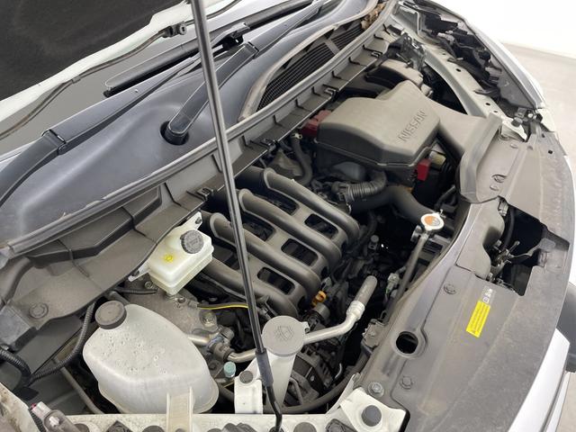 セレナ ハイウェイスターＶセレクションＩＩ　純正フリップダウンモニター　純正ナビ　全方位カメラ　プロパイロット　駐車支援システム　両側パワースライドドア　ビルトインＥＴＣ　ドライブレコーダー　衝突軽減ブレーキ　コーナーセンサー　純正フロアマット（77枚目）