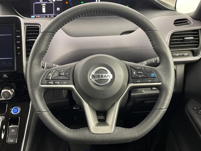 セレナ ｅ－パワー　ハイウェイスターＶ　フリップダウンモニター　純正ナビ　全方位カメラ　両側電動スライドドア　プロパイロット　ブラインドスポットモニター　パーキングアシスト　標識認識アシスト　ビルトインＥＴＣ　ハンドルヒーター　シートヒータ（9枚目）