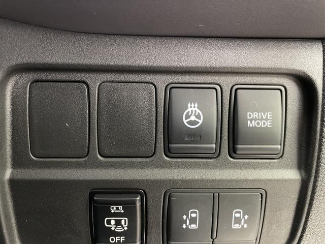 セレナ ｅ－パワー　ハイウェイスターＶ　フリップダウンモニター　純正ナビ　全方位カメラ　両側電動スライドドア　プロパイロット　ブラインドスポットモニター　パーキングアシスト　標識認識アシスト　ビルトインＥＴＣ　ハンドルヒーター　シートヒータ（19枚目）