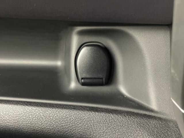 セレナ ｅ－パワー　ハイウェイスターＶ　フリップダウンモニター　純正ナビ　全方位カメラ　両側電動スライドドア　プロパイロット　ブラインドスポットモニター　パーキングアシスト　標識認識アシスト　ビルトインＥＴＣ　ハンドルヒーター　シートヒータ（26枚目）