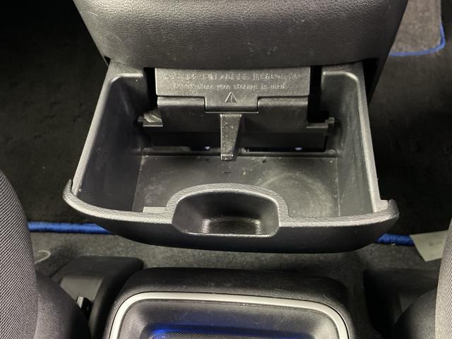 セレナ ｅ－パワー　ハイウェイスターＶ　フリップダウンモニター　純正ナビ　全方位カメラ　両側電動スライドドア　プロパイロット　ブラインドスポットモニター　パーキングアシスト　標識認識アシスト　ビルトインＥＴＣ　ハンドルヒーター　シートヒータ（29枚目）