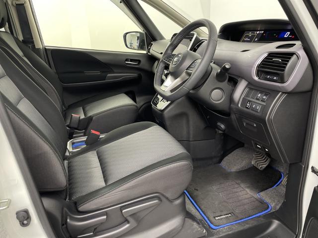 セレナ ｅ－パワー　ハイウェイスターＶ　フリップダウンモニター　純正ナビ　全方位カメラ　両側電動スライドドア　プロパイロット　ブラインドスポットモニター　パーキングアシスト　標識認識アシスト　ビルトインＥＴＣ　ハンドルヒーター　シートヒータ（39枚目）