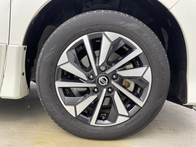 セレナ ｅ－パワー　ハイウェイスターＶ　フリップダウンモニター　純正ナビ　全方位カメラ　両側電動スライドドア　プロパイロット　ブラインドスポットモニター　パーキングアシスト　標識認識アシスト　ビルトインＥＴＣ　ハンドルヒーター　シートヒータ（71枚目）