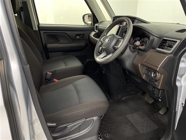 ルーミー G 純正ディスプレイオーディオ 地デジワンセグ 全方位カメラ ETC シートヒーター 両側パワースライドドア 衝突軽減ブレーキ クリアランスソナー アイドリングストップ ロールサンシェード フロアマット(20枚目)