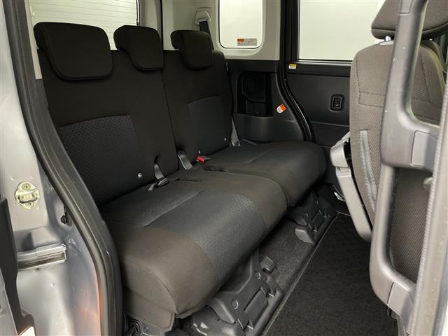 ルーミー G 純正ディスプレイオーディオ 地デジワンセグ 全方位カメラ ETC シートヒーター 両側パワースライドドア 衝突軽減ブレーキ クリアランスソナー アイドリングストップ ロールサンシェード フロアマット(26枚目)