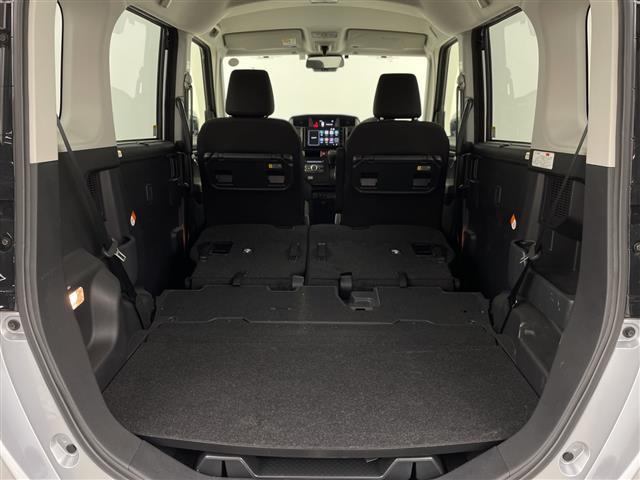 ルーミー G 純正ディスプレイオーディオ 地デジワンセグ 全方位カメラ ETC シートヒーター 両側パワースライドドア 衝突軽減ブレーキ クリアランスソナー アイドリングストップ ロールサンシェード フロアマット(29枚目)