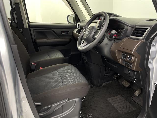 ルーミー G 純正ナビ バックカメラ フルセグ 前後ドライブレコーダー ビルトインETC2.0 衝突軽減ブレーキ クリアランスソナー 両側パワースライドドア 社外フロアマット 純正ドアバイザー LEDヘッドライト(20枚目)