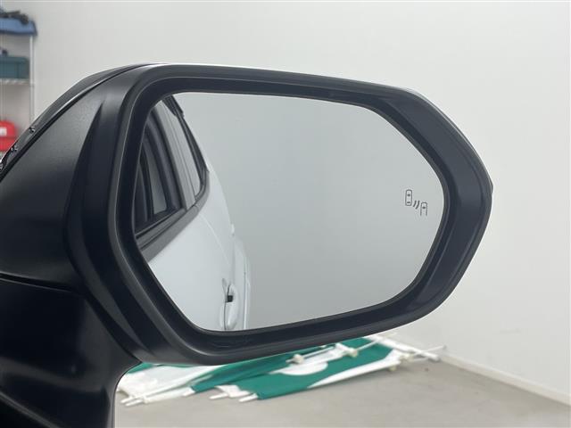 ヤリスクロス ハイブリッドＺ　モデリスタフルエアロ　純正ディスプレイオーディオ　全方位カメラ　ＢＳＭ　ドライブレコーダー　ＥＴＣ２．０　アダプティブクルーズコントロール　パワーバックドア　前席シートヒーター　ステアリングヒーター（3枚目）