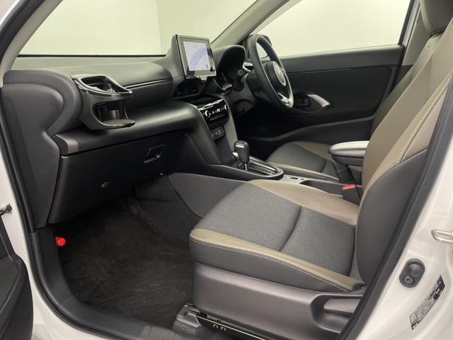 ヤリスクロス ハイブリッドＺ　モデリスタフルエアロ　純正ディスプレイオーディオ　全方位カメラ　ＢＳＭ　ドライブレコーダー　ＥＴＣ２．０　アダプティブクルーズコントロール　パワーバックドア　前席シートヒーター　ステアリングヒーター（38枚目）