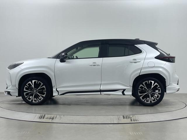 ヤリスクロス ハイブリッドＺ　モデリスタフルエアロ　純正ディスプレイオーディオ　全方位カメラ　ＢＳＭ　ドライブレコーダー　ＥＴＣ２．０　アダプティブクルーズコントロール　パワーバックドア　前席シートヒーター　ステアリングヒーター（63枚目）